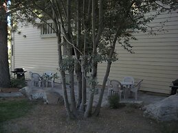 La Vista Blanc by Mammoth Reservation Bureau