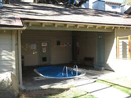 La Vista Blanc by Mammoth Reservation Bureau