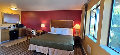 Olympic View Inn