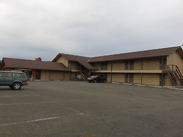 Olympic View Inn