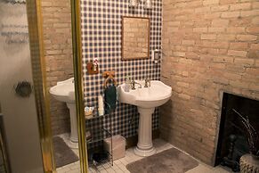 Saravilla Bed and Breakfast