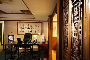 Kingdom Hotel