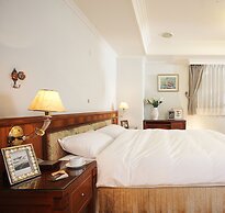 Kingdom Hotel