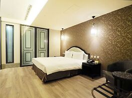 Stay Hotel - Taichung Yizhong
