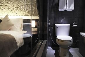 Crystal Blue Boutique Hotel