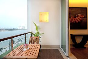 Crystal Blue Boutique Hotel