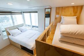 Step Inn Myeongdong 1