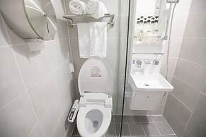 Step Inn Myeongdong 1