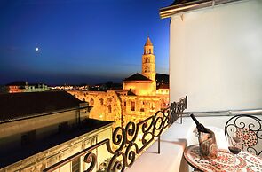 La Porta Luxury Rooms