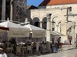 La Porta Luxury Rooms