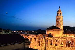 La Porta Luxury Rooms