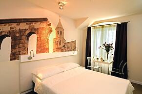 La Porta Luxury Rooms