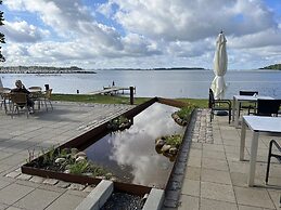 Sixtus Sinatur Hotel og Konference