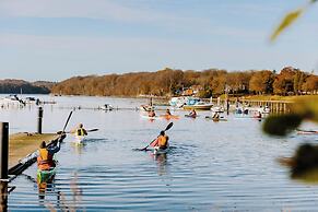 Sixtus Sinatur Hotel og Konference