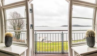 Sixtus Sinatur Hotel og Konference