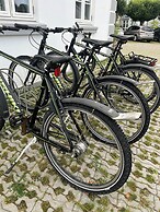 Sixtus Sinatur Hotel og Konference