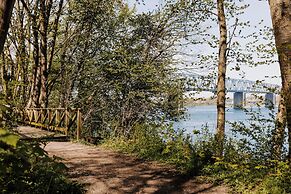 Sixtus Sinatur Hotel og Konference