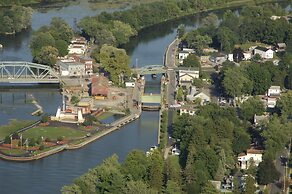 Baldwinsville B&B