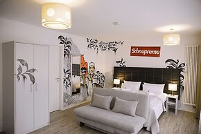 Apartments Rosenthal Residence