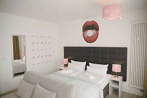 Apartments Rosenthal Residence