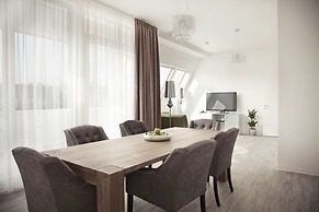 Apartments Rosenthal Residence