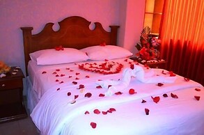 Puerta del Sol Hotel