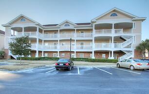 Barefoot Resort by Palmetto Vacations