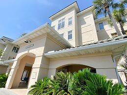 Barefoot Resort by Palmetto Vacations