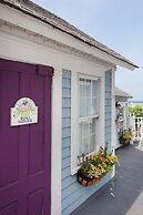 The Blue Dory Inn
