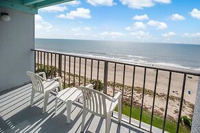 Tropical Seas Hotel