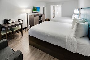 Tropical Seas Hotel