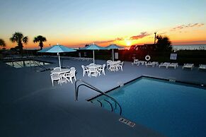 Tropical Seas Hotel