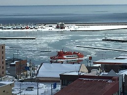 Hotel Okhotsk Palace