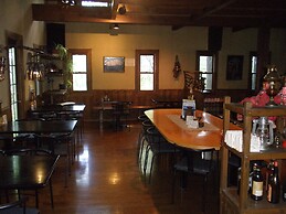 Pension & Restaurant Bistare Kana