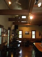 Pension & Restaurant Bistare Kana