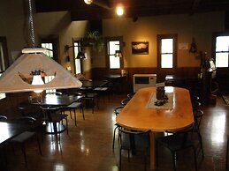 Pension & Restaurant Bistare Kana