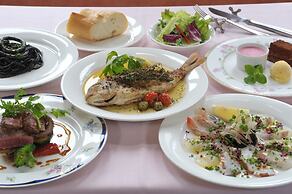 Country Inn The White Marine