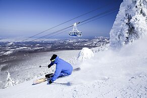 Hoshino Resorts Oirase Keiryu Hotel