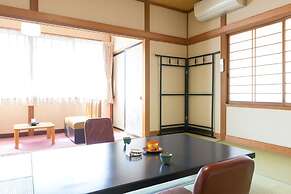 Nakaoyama Onsen Shosenkaku