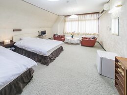 Riverside Hotel Shoei