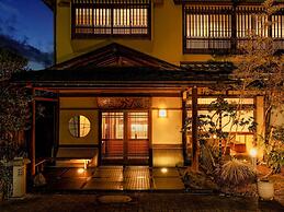 Oiwakeya Ryokan