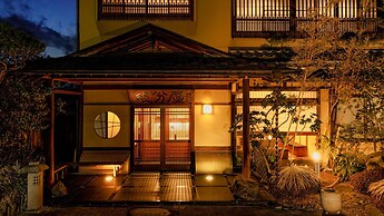 Oiwakeya Ryokan
