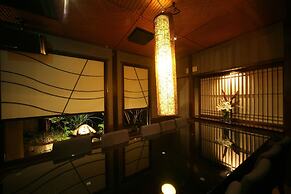 Oiwakeya Ryokan