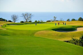 Mercure Kochi Tosa Resort & Spa