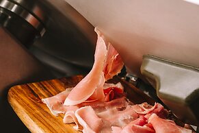 Mercure Kochi Tosa Resort & Spa