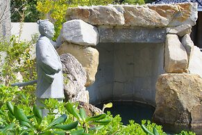 Mercure Kochi Tosa Resort & Spa