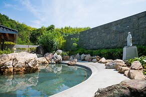 Mercure Kochi Tosa Resort & Spa