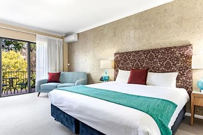 Berry Village Boutique Motel