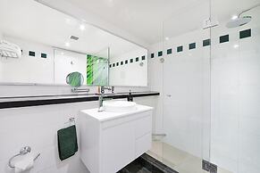 Berry Village Boutique Motel