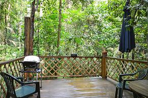 Crater Lakes Rainforest Cottages
